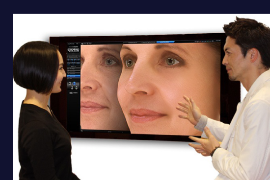 仕上がりのイメージを画像シミュレーションで確認することで、より理想的な鼻のカタチへ